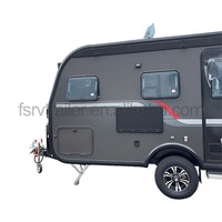 Petite caravane de camping OEM, camping-car, caravane avec un grand espace de rangement, mini caravane de voyage pour la famille