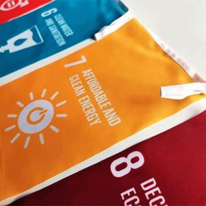 ธงสามเหลี่ยมแบบแขวน ขนาด 14x21 ซม. ปรับแต่งได้หลายขนาด ธงประดับแบบสายรุ้ง ธงสามเหลี่ยมผ้าโพลีเอสเตอร์ - Product Image 5