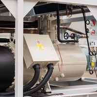 Système de refroidisseur industriel automatique à air comprimé de 120 tonnes, compresseur à vis semi-hermétique écologique à haute efficacité avec PLC