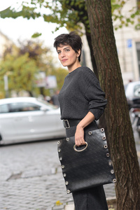 Borsa Firmata Mat-b Materialbag L03 Stile Rock Materiali Ecologici Personalizzabili Tutte le Stagioni Fatta a Mano in Italia Borsa da Donna - Product Image 2