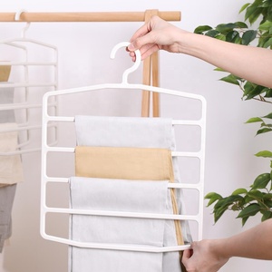 Cintres <span class=keywords><strong>pour</strong></span> pantalons Gain de place Cintres en plastique à 5 niveaux Organisateurs de placard antidérapants et rangement <span class=keywords><strong>pour</strong></span> jupe de pantalon - Product Image 5
