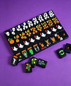 Set di Tessere Mahjong Personalizzate di Lusso Moderne Nere a Tema Halloween, Tappetino Mahjong Americano a Tema Halloween per Intrattenimento e <span class=keywords><strong>Gioco</strong></span> <span class=keywords><strong>d</strong></span>'<span class=keywords><strong>Azzardo</strong></span> - Product Image 4