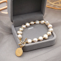 Bracelet réglable en perles d'eau douce baroques
