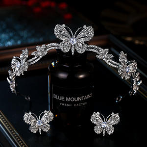 มงกุฎเจ้าสาวคุณภาพสูงจากโรงงานขายส่ง ประดับมุกหวานและผีเสื้อ ชุดเครื่องประดับงานแต่งงาน อุปกรณ์ถ่ายภาพ มงกุฎเจ้าหญิง - Product Image 3