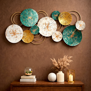 Grande Décoration Murale Circulaire Horizontale en Métal, Disque Côtelé Teal Blanc Doré, Sculpture Murale Circulaire pour Salon - Product Image 1