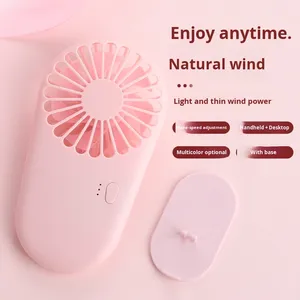 مروحة بلاستيكية صغيرة محمولة للاستخدام المنزلي قابلة لإعادة الشحن بثلاث سرعات USB - Product Image 2