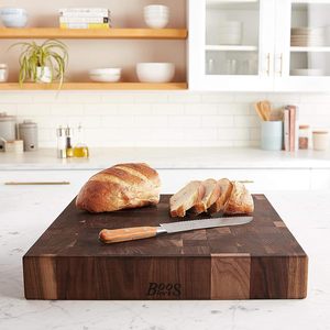 Gỗ Walnut cắt Board 18x18 -3 dày, 24-lb Reversible butcher khối với End-Grain & Finger Grips-Sản xuất tại USA - Product Image 1