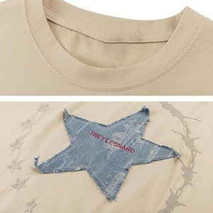 เสื้อยืดแขนสั้นผ้าคอตตอนถักทรงโอเวอร์ไซส์สำหรับผู้ชาย ลายปัก 3 มิติ ลายกราฟิก ดาว แพทช์ ยูนิเซ็กส์ วินเทจ ลายตัวอักษร สไตล์ลำลอง สตรีทแวร์ - Product Image 2