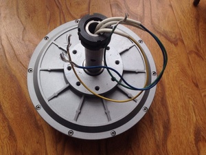 Générateur à aimants faibles 300 W 450 tr/min, taille compacte, roue hydraulique pour ruisseau - Product Image 3