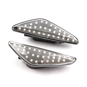 Autodragons Clignotants latéraux à LED fumés pour garde-boue avant X5 E70 X6 E71 E72 X3 F25 - Product Image 3