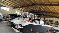 Speed Yacht Sport Motor Bateau de pêche en fibre de verre de luxe Offshore 10 sièges Oem Bateau en fibre de verre à vendre