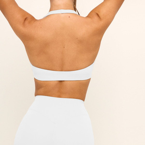 Conjunto de Yoga de 2 Piezas con Sujetador Deportivo y Pantalones Cortos de Cintura Alta, Absorbe el Sudor, Trajes Deportivos Cómodos para Mujer - Product Image 5