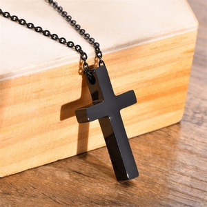 Collier pendentif croix simple et tendance, personnalisable en acier inoxydable, pour homme - Product Image 4