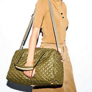 Sac de sport de voyage pliable avec LOGO personnalisé sac de sport de <span class=keywords><strong>week</strong></span>-<span class=keywords><strong>end</strong></span> designer sac de sport de <span class=keywords><strong>week</strong></span>-<span class=keywords><strong>end</strong></span> <span class=keywords><strong>pas</strong></span> <span class=keywords><strong>cher</strong></span> sac de sport matelassé vert - Product Image 1