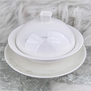 Service de table en porcelaine fine avec décor paysage montagneux à l'encre de Chine, bordure dorée à la main, vaisselle de luxe pour banquets d'hôtel, logo personnalisé - Product Image 3