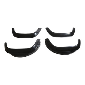 Set di 4 Parafanghi Neri Lucidi ADATTI PER LAND ROVER - Product Image 1