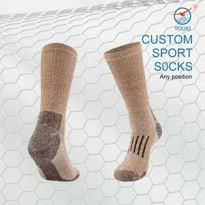 Chaussettes d'hiver pour hommes en laine mérinos de style tapis nord-américain, épaisses, antibactériennes, élastiques, entièrement en tricot bouclé, tricotage grossier à 108 aiguilles - Product Image 1