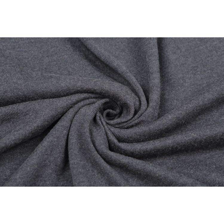 Charbon de bois foncé