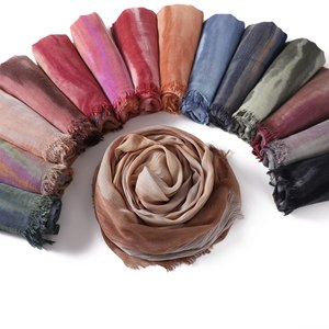 Zifeng OEM Écharpe Châle Hijab Dégradé Plissé Tendance Musulman Moyen-Orient <span class=keywords><strong>Arabe</strong></span> Dubaï - Product Image 1