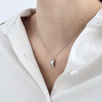 Dylam pesona lucu 14K emas berlapis Rhodium permukaan dipoles 925 perak liontin Croissant kalung untuk hadiah untuk pemakaian sehari-hari