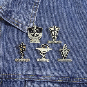 شارة معدنية ذهبية بتصميم عتيق بشعار كلية طبية، محفورة وطباعة بالأشعة فوق البنفسجية، دبوس زينة للياقة، بسعر الجملة من المصنع - Product Image 3
