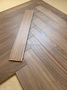 Fabrication en Chine Parquet intérieur imperméable en bois massif de noyer américain Parqueterie à chevrons Parquet Versaille d'ingénierie - Product Image 5