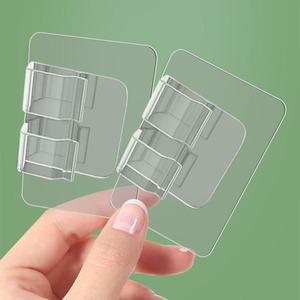 Clips universels adhésifs en <span class=keywords><strong>PVC</strong></span> imperméable pour tapis <span class=keywords><strong>de</strong></span> voiture, fixation sans perçage, double griffe transparente, pour intérieur <span class=keywords><strong>de</strong></span> voiture et cuisine - Product Image 1