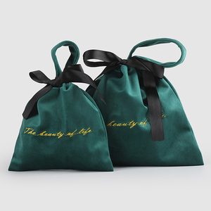 New Luxury Custom Embroidered Logo Velvet Drawstring <b>Dust</b> <b>Bags</b> Cosmetics Storage Velvet Makeup <b>Bag</b> Small Jewelry Velvet Pouch - Product Image 4