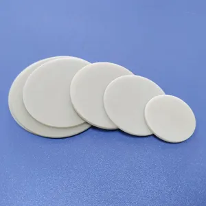 Aln ceramica isolante ad alta conducibilità termica ceramica elettronica ad alta temperatura resistente aln wafer pressato a secco