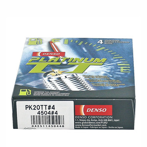 Venta al por mayor de fábrica: Bujías DENSO PK20TT 4504 (paquete de cuatro) con electrodo reforzado de titanio para servicio de reparación automotriz posventa - Product Image 1