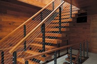 Escalier de grenier moderne en acier et bois, en forme de L, avec monopoutre, marches en hêtre de 40 mm d'épaisseur et garde-corps en verre, fabriqué en Chine