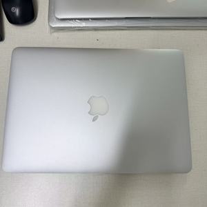 MacBook Air <span class=keywords><strong>A1466</strong></span> ปี 2017 หน้าจอ 14 นิ้ว ซีพียู Core i5 แรม 8GB ความจุ 128GB ตัวเครื่องโลหะ สำหรับแล็ปท็อประบบปฏิบัติการ <span class=keywords><strong>OS</strong></span> พร้อม MagSafe 2 สำหรับใช้งานส่วนตัว - Product Image 2