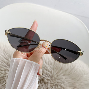 European American Style <b>Frameless</b> Sunglasses Leopard Head Design Metal <b>Frame</b> UV400 Protection Unisex Sunshades - Product Image 1