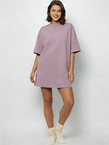T-shirts amples et décontractés en coton 100 % pour femmes, avec logo personnalisé, coupe ajustée, couleur unie, vente en gros - Product Image 3