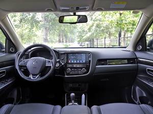 <span class=keywords><strong>Mitsubishi</strong></span> <span class=keywords><strong>Outlander</strong></span> 2.0L <span class=keywords><strong>2017</strong></span>, édition Honor, traction avant, 5 places, conduite à gauche, voiture d'occasion inspectée - Product Image 4