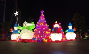 2024 Santa Sleigh cảnh quan chế biến tùy chỉnh Inflatable giáng sinh trang trí ngoài trời không thấm nước mới Trung Quốc giáng sinh đèn lồng - Product Image 2