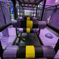 Centro de juegos para niños, laberinto interior, Castillo travieso