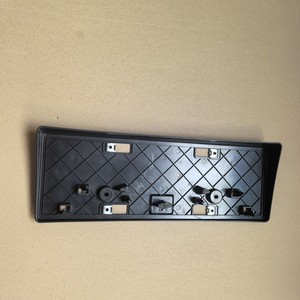 กรอบป้ายทะเบียนสำหรับโตโยต้า Es260 รุ่น 22 ระยะห่างรู 200 มม. สีดำ แบบฝัง หมายเลขชิ้นส่วน 52114 33650 - Product Image 3