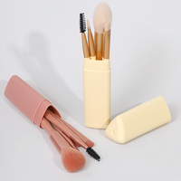 Ensemble de 5 pinceaux cosmétiques Morandi en poils synthétiques avec manche en bois pour le maquillage du visage, la poudre libre, les fards à paupières, les cils et le peigne