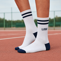 Chaussettes de sport de haute qualité pour équipes, respirantes, avec soutien de la voûte plantaire et coussinets, idéales pour l'entraînement