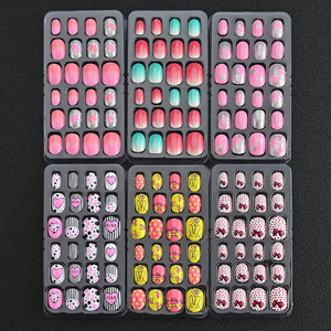 1 Caja de <span class=keywords><strong>Uñas</strong></span> <span class=keywords><strong>Postizas</strong></span> <span class=keywords><strong>para</strong></span> Niños, Regalo de Navidad, <span class=keywords><strong>Uñas</strong></span> <span class=keywords><strong>Postizas</strong></span> <span class=keywords><strong>para</strong></span> <span class=keywords><strong>Niñas</strong></span>, Cobertura Completa, <span class=keywords><strong>Uñas</strong></span> <span class=keywords><strong>Postizas</strong></span> Cortas, Decoración de <span class=keywords><strong>Uñas</strong></span> <span class=keywords><strong>para</strong></span> Festivales - Product Image 3