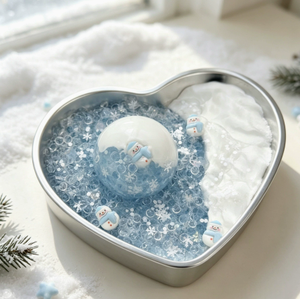 Juguete Antiestrés con Forma de Corazón, Globo de Nieve con Purpurina Azul y Mini Muñecos de Nieve - Product Image 1