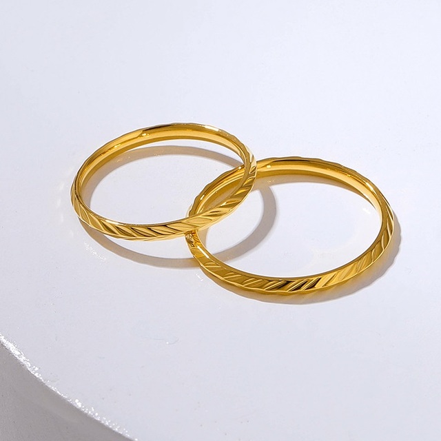 High Quality Irregular Embossed Ring Fashionable Waterproof 18k Gold Plated Stainless Steel Ring Anillos De Acero Inoxidable
