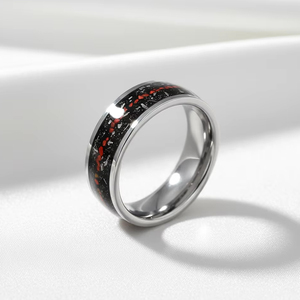 Nouvelle conception Bague en tungstène plaqué argent 8 mm avec incrustation d'opale rouge naturelle et de météorite de grès pour couple, bague de fiançailles, bague d'anniversaire - Product Image 2