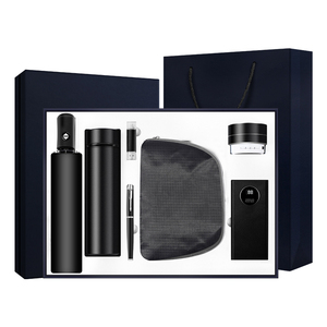 Articolo promozionale Set regalo di natale-ombrello sottovuoto penna zaino altoparlante Power Bank per saloni - Product Image 1