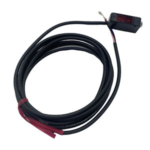 เซ็นเซอร์โฟโตอิเล็กทริคแบบสะท้อนแสงทรงสี่เหลี่ยม KEYENCE PZ-M11P ชนิดสายเคเบิล แบบ PNP ระยะตรวจจับ 5-100 มม. พร้อมการรับประกันหนึ่งปี - Product Image 5
