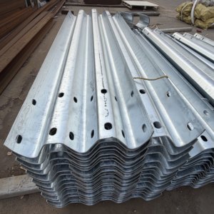 Barrière de sécurité routière en acier galvanisé à chaud, type W, <span class=keywords><strong>prix</strong></span> usine - Product Image 3