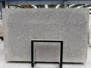 Calcaire naturel <span class=keywords><strong>d</strong></span>'<span class=keywords><strong>Occitanie</strong></span> |   Taupe-gris chaud à texture ultra-fine pour les intérieurs minimalistes et Wabi-Sabi - Product Image 2