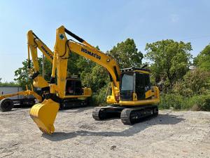 Excavadora <span class=keywords><strong>Komatsu</strong></span> PC130 PC200 PC300 Usada Original de Japón en Excelentes Condiciones de Funcionamiento - Product Image 1