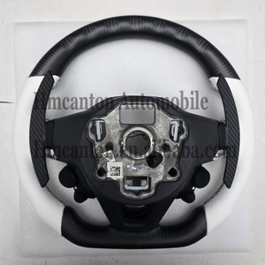 Nuevo Producto, Volante Deportivo de Microfibra con Acabado de Fibra de Carbono Mate para Volkswagen Golf 8 - Product Image 2